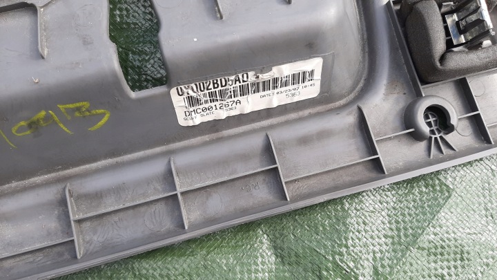 фото №7, Молдинг зад ремня багажника chrysler voyager iv