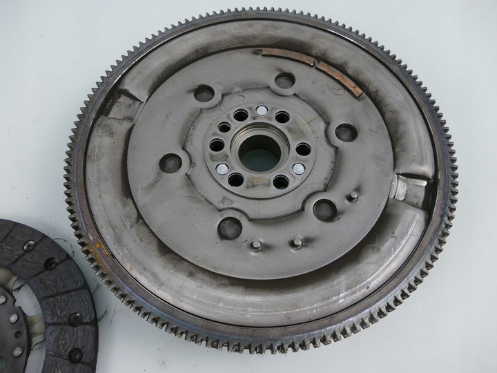 фото №12, Nissan qashqai j11 kadjar 1.3 dig-t tce сцепление двухмассовый маховик комплект 123104593r