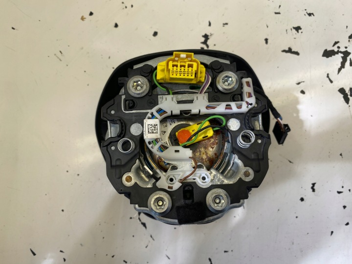 фото №11, Vw t6 подушка подушка водителя 2h0880201l