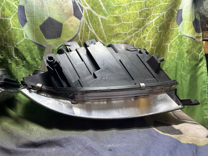 фото №9, Комплект лампа перед audi a6 c5 allroad обычная h7 eu