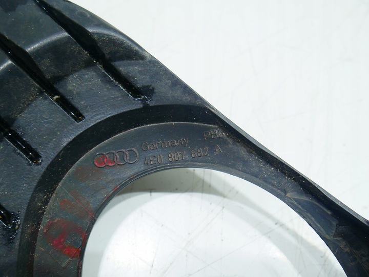 фото №11, Audi a8 d3 решётка решётка бампера 4e0807681a левая оригинал