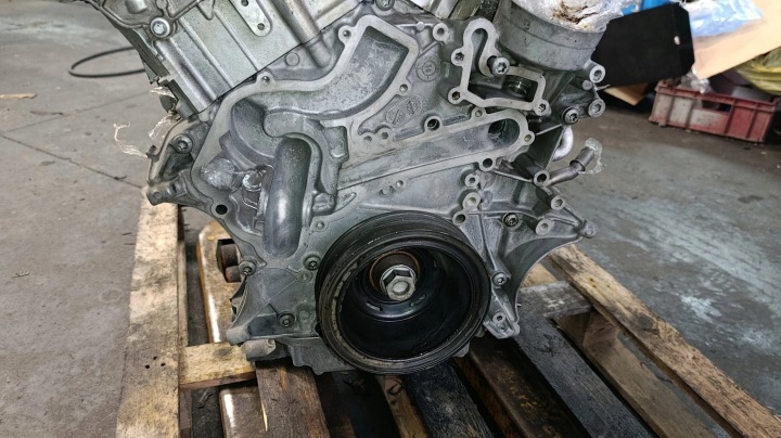 фото №11, Mercedes c-klasa купе w205 c43 3.0 amg двигун стійка blok головка 276823