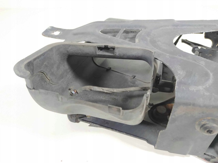фото №9, Bmw 7 f01 f02 замок капота заборщик воздуха 7206453