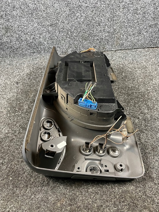 фото №16, Iveco eurocargo ii спидометр приборы панель рамка 504158813