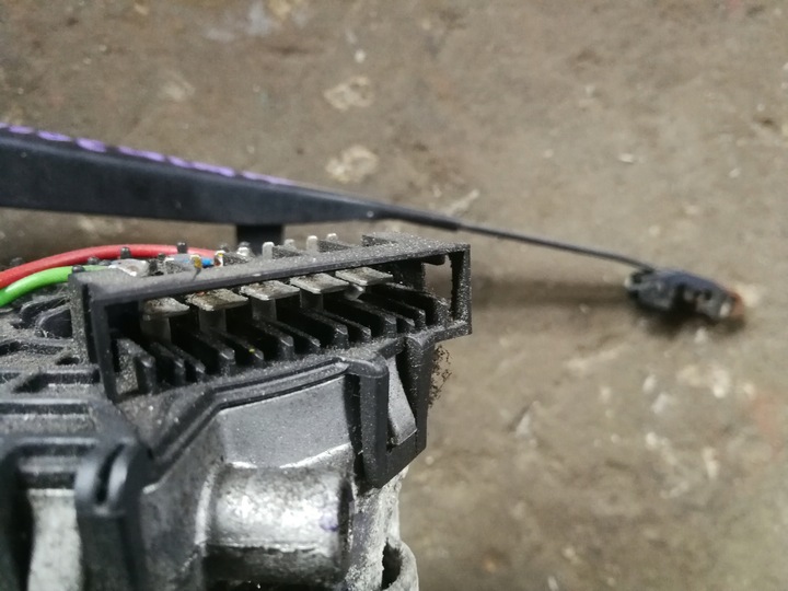 фото №5, Mercedes w210 e клас механізм двигунчик двірник перед важіль bosch kpl