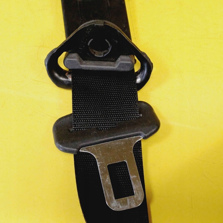 фото №9, Pas безпеки лівий перед opel zafira b 560834901d nr308