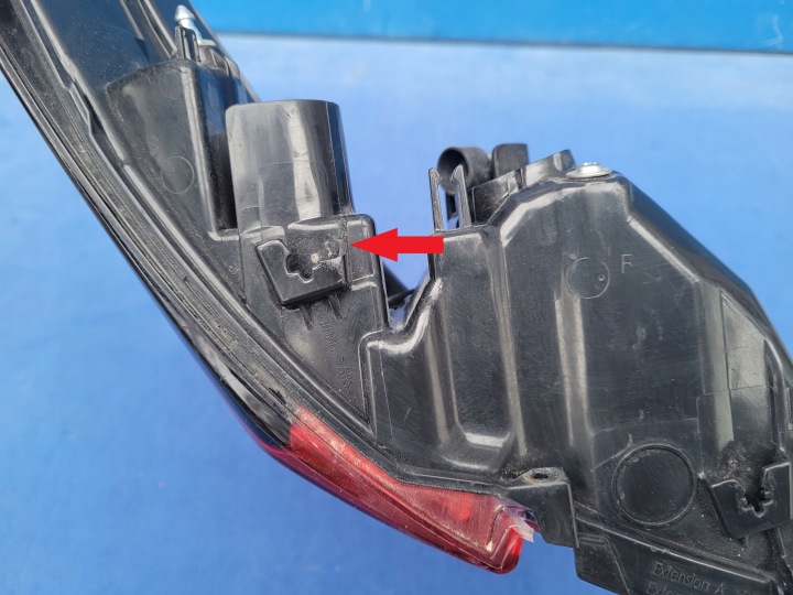 фото №9, Toyota corolla e21 sedan 19-23 2019-2023 фара задня права 81550-02d11-00