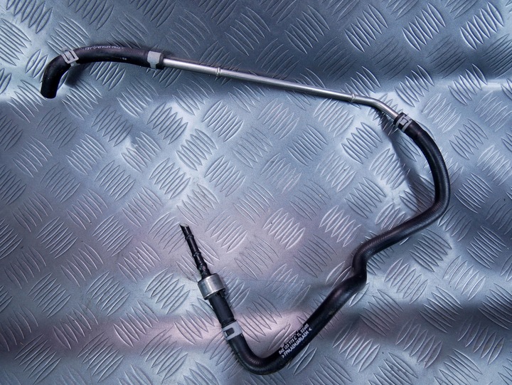 фото №1, Шланг трубка шланг пального 04e133723c vw beetle 5c 1.4 tsi
