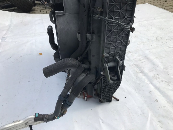 фото №6, Land rover sport 3.0 diesell320 комплект радиатор (охлаждение + кондиционер) масла корпус