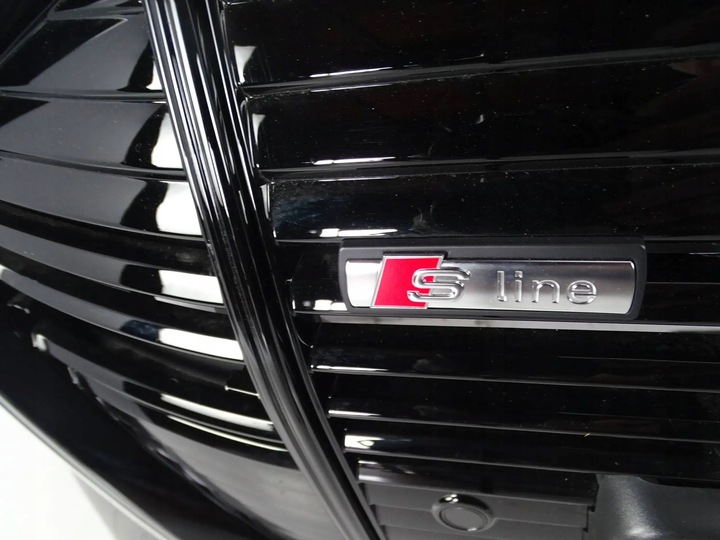 фото №8, Бампер перед переднее audi e-tron 4ke s-line