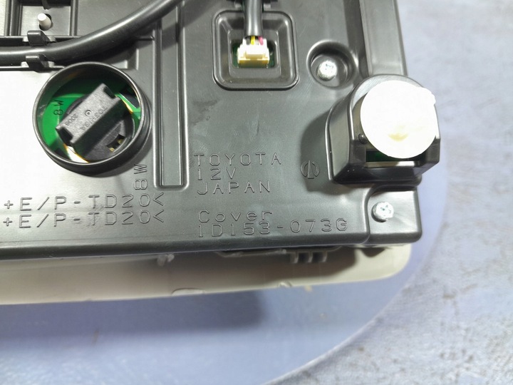 фото №6, Lexus is iii xe30 рестайлінг 16-20 лампочки освітлення інтер'єру стеля 2 szt