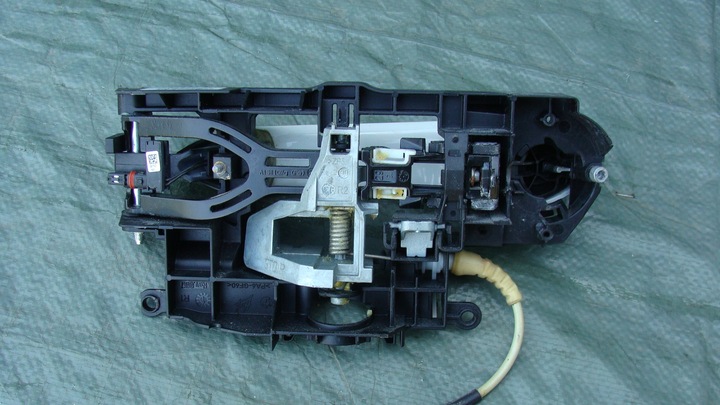 фото №9, Ручка замок дверь правый зад bmw f10 f11 4 pin 7175650 10 7229460