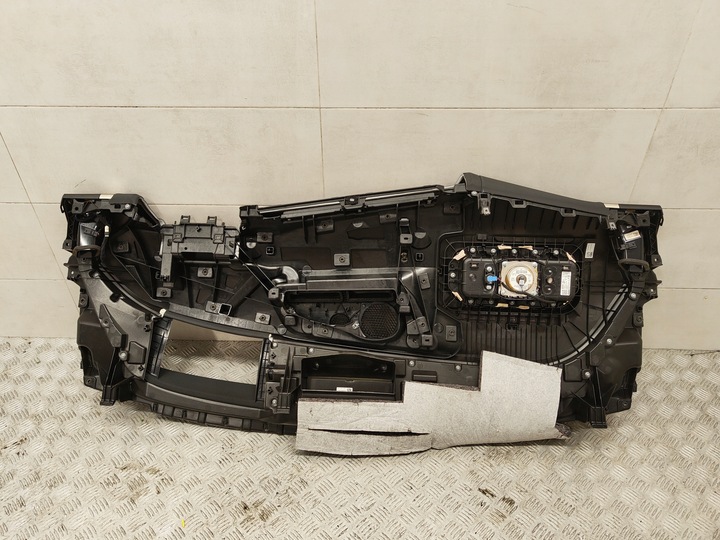 фото №8, Bmw ix i20 панель роздавальна консоль eu подушка безпеки ремені комплект