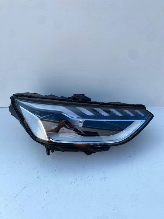 фото №12, Audi a4 s4 b9 2019 правая сторона лампа передняя