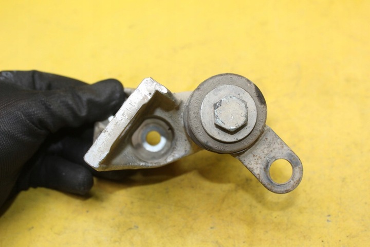 фото №6, Лапи поддержка коробки a8 d3 4.2b bfm