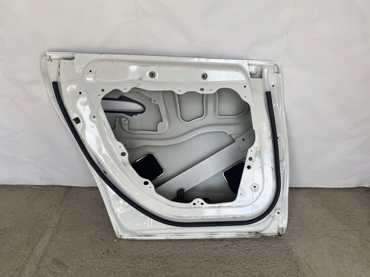 фото №14, Mercedes eqe w295 295 двері задні ліві