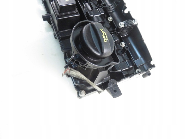 фото №5, Кришка клапанів toyota avensis t27 2.0 d-4d 2ww 8589943