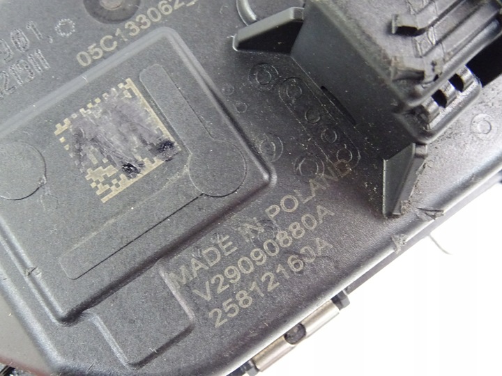 фото №5, Vw taigo 1.0 tsi дроссельная заслонка 05c133062 25812160a