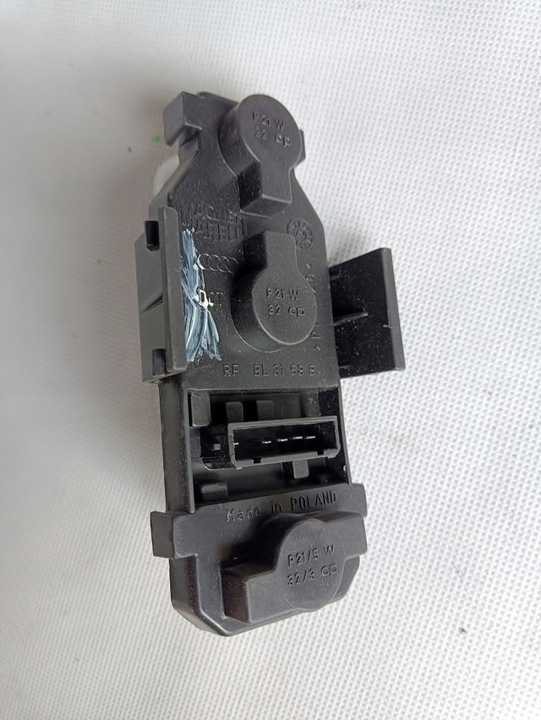 фото №8, Audi a1 2018- 82a лампа зад левая задняя