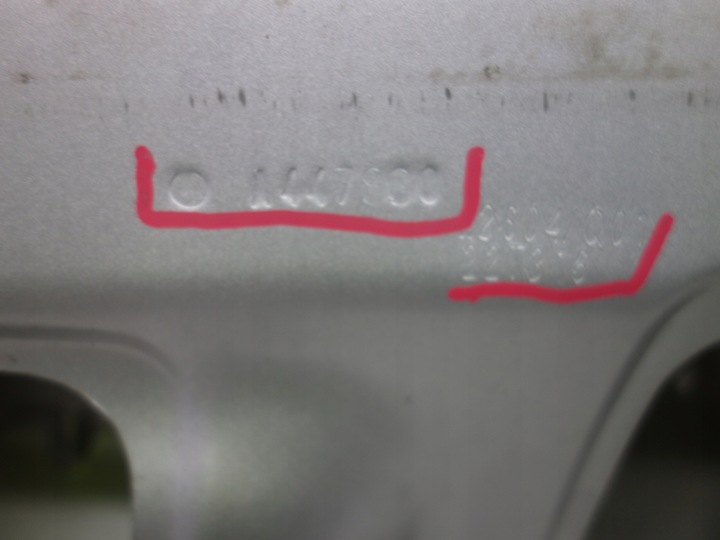 фото №8, Капот mercedes v vito w447 a447930 серебряная