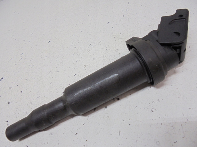 фото №8, Citroen c4 ii котушка 0221504470 1,4vti v759493780-02 bosch