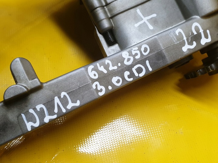 фото №7, Насос масла w212 w204 gl ml 3.0 cdi 6421810801