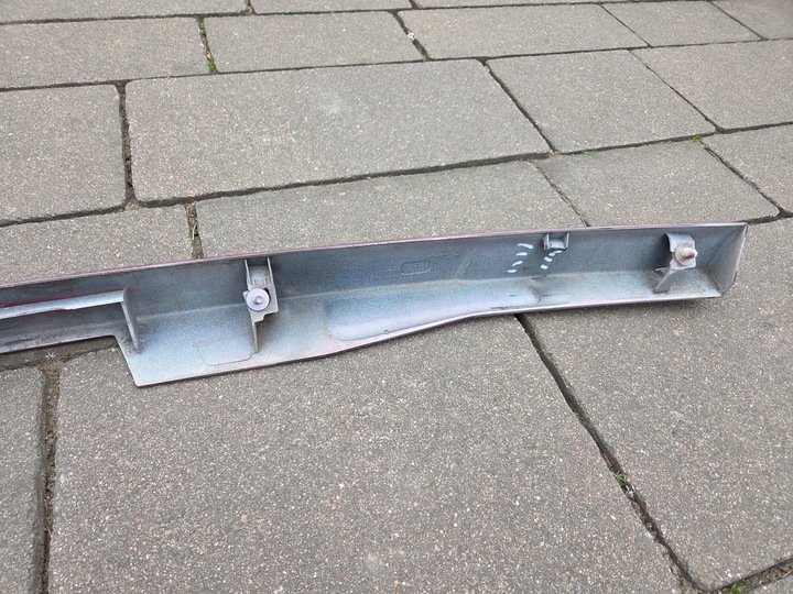 фото №9, Citroen c4 grand picasso i накладка планка задньої кришки 9654872977 07-2013
