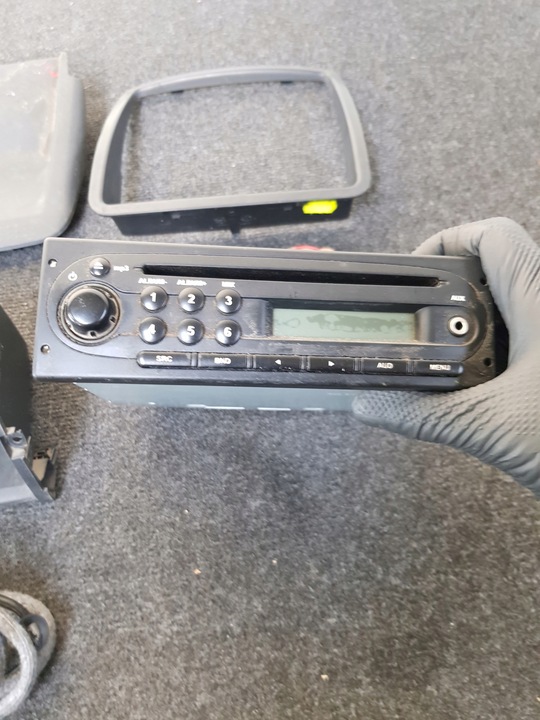 фото №3, Радиопроигрыватель антенна установка trafic vivaro primastar