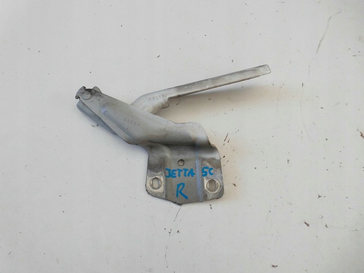 фото №1, Петля капота 5c6823302 vw jetta 5c правые lb9a