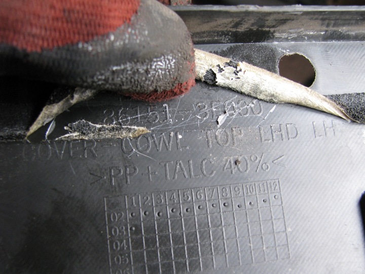 фото №7, Панель під лобовим склом комплектні kia sorento i 86161-3e000 86151-3e000