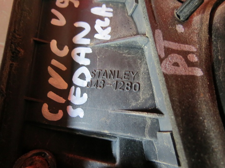 фото №12, Civic vi 6 купе лампа права зад w крило кришка багажника