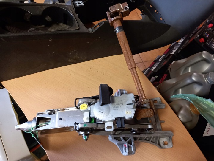 фото №1, Блокировка руль 30680132 -volvo v50/s40-05r. eu