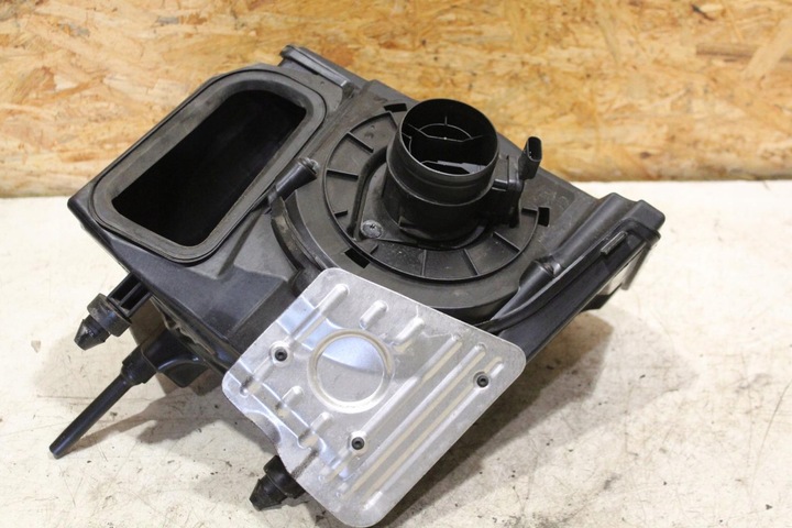 фото №5, Корпус фільтра повітря audi a4 s4 b9 2018 2.0tfsi