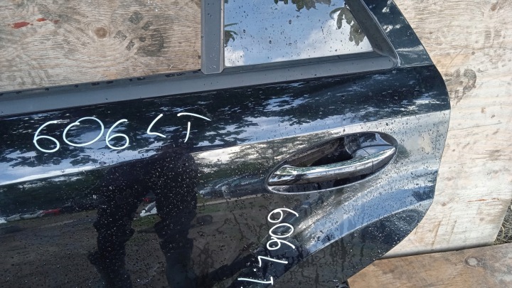 фото №12, Mercedes w164 двері зад ліве c197 do фарбування