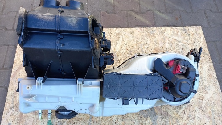 фото №8, Отопитель volvo v70 ii рестайлинг 05r 30661705