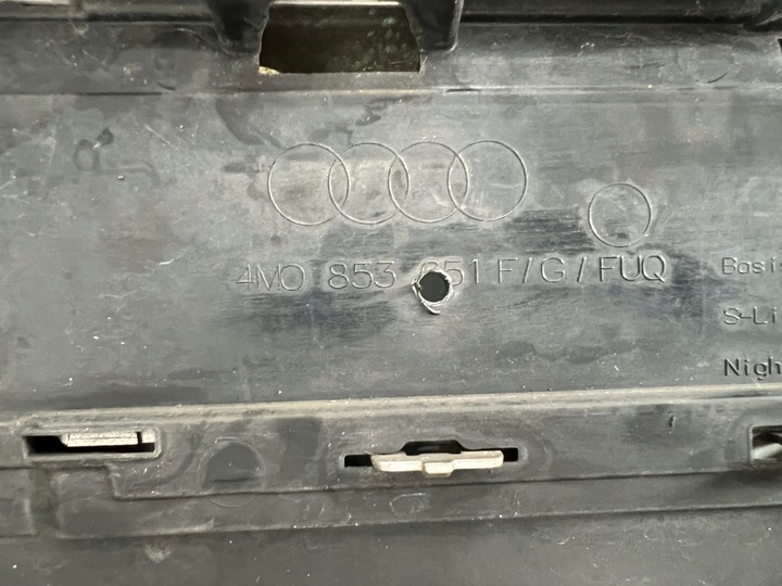 фото №8, Решітка радіатора решітка audi q7 4m0