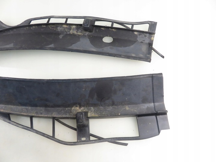 фото №5, Панель під лобовим склом skoda octavia i combi 1u5 1u0819404c 1u0819403c