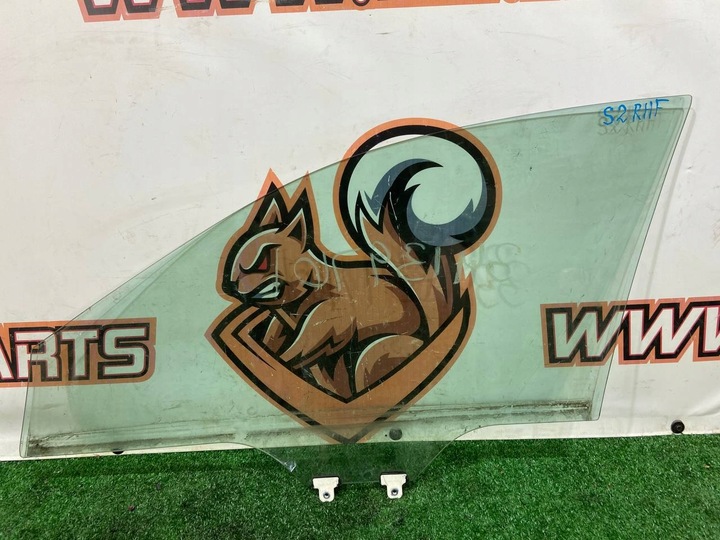 фото №1, Скло двері правий перед legacy bm 61011aj00a