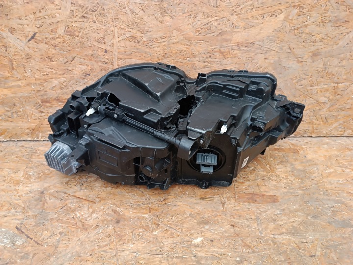 фото №7, Фара права перед eu led 31468901 volvo v90 s90