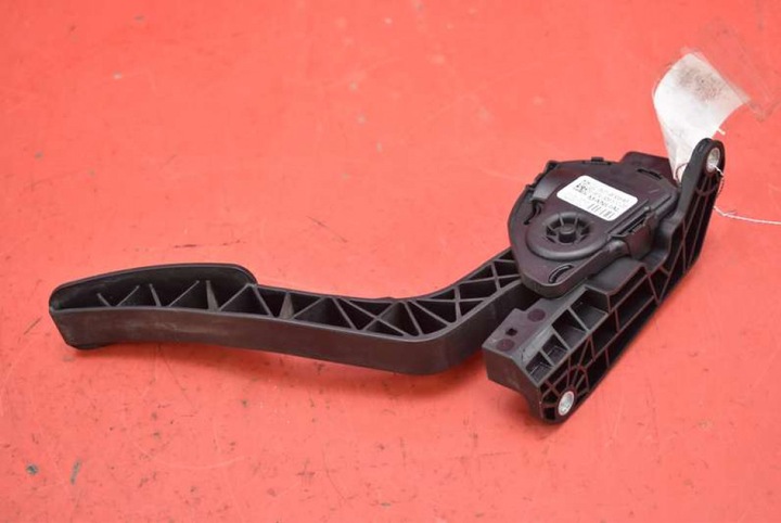 фото №6, Потенціометр педаль газу eu 8v21-9f836-ab ford fiesta mk7 1.6 tdci 90 km