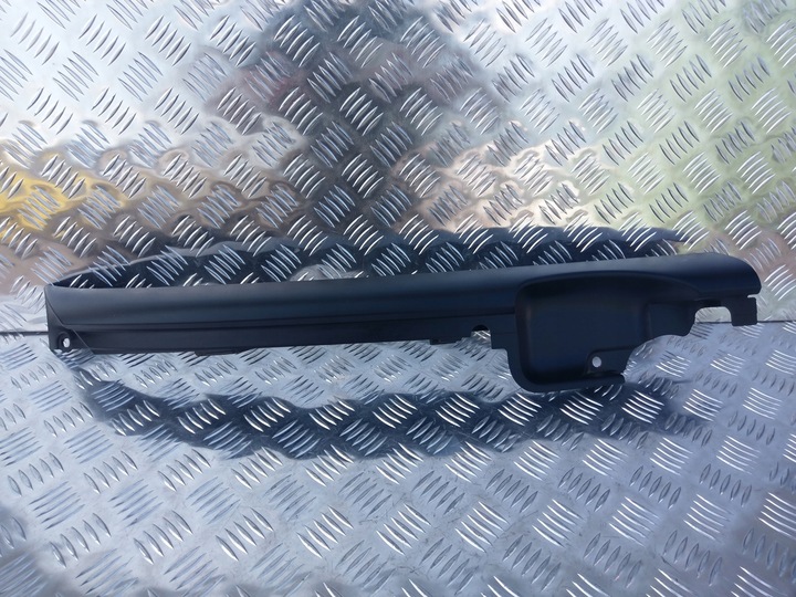 фото №1, Панель под лобовым стеклом правые scania r