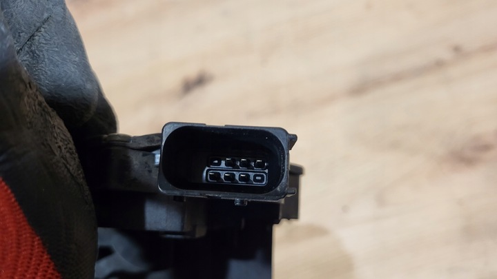 фото №6, Замок двері лівий зад opel corsa d 06- 5d 6 pin 13258265