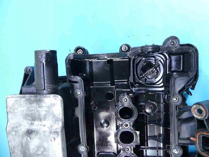 фото №10, Кришка клапанів bmw 3 e46 2.0d 2246942