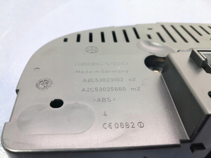 фото №5, Vw golf v 1.4b 90 km приборы спидометр 1k0920851f