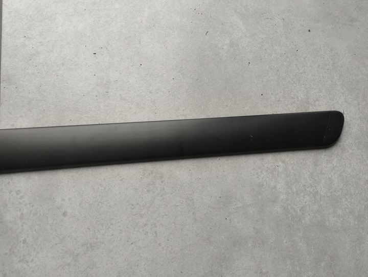 фото №6, Toyota corolla планка дверь левый зад 75742-1a010