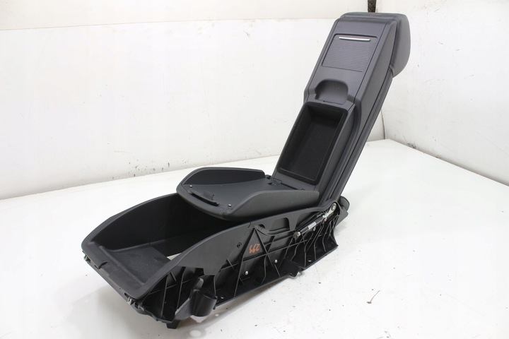 фото №13, Подлокотник бардачок зад audi a8 d4