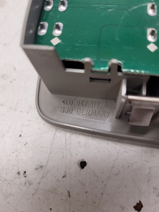 фото №5, Лампа освітлення кабіни audi q7 4l 4l0947112a 13u