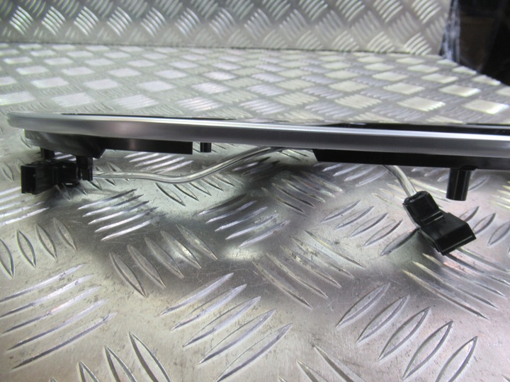 фото №14, Mercedes w206 планки декоративний декори консолі двері тунелю підсвічуваний d298