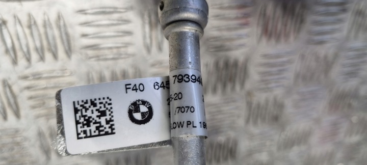 фото №10, Bmw (oem) 7939498 1' f40 трубка  труба шланг кондиціонера (трубка кондиціонера, патрубок автокондиціонера)