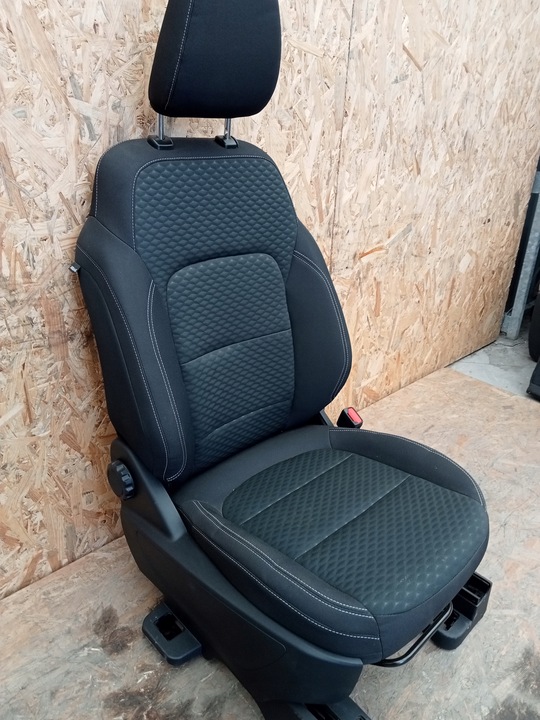 фото №6, Ford kuga mk3 сидіння диван обшивки європа